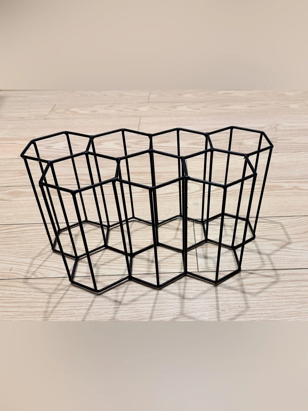 10 Bottles Countertop Black Metal Wine Bottle Rack | Geometric Honeycomb Design
